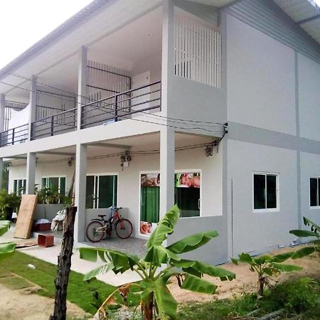 White Apartments Koh Phangan Exteriör bild
